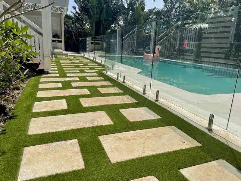 Poolside synthetic turf in Brisbane home Synthetic Grass in Brisbane